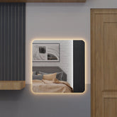 Quadratischer Spiegel mit LED 80x80cm